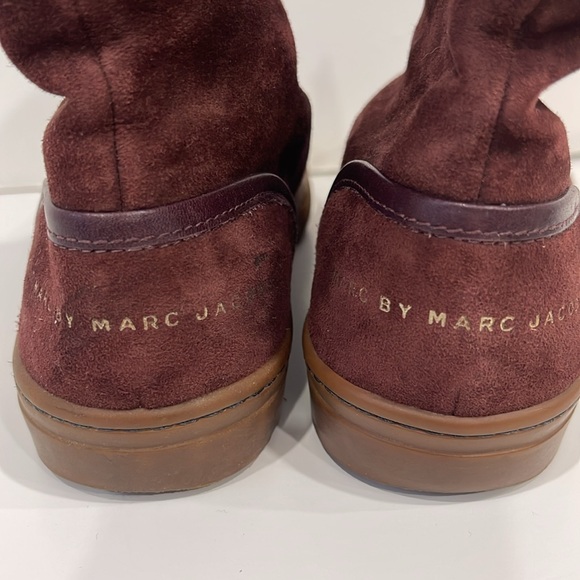 Marc by Marc Jacob’s suede booties. - Picture 7 of 7